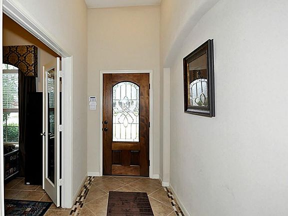 2nd image of 6703 Durango Creek Dr
