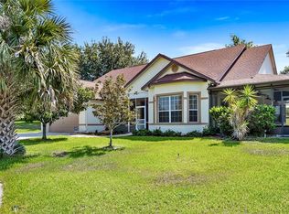 8601 E Dewey Robbins Rd, Howey In The Hills, FL 34737