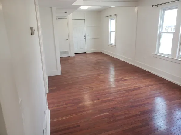 9 Elizabeth St #2, River Rouge, MI 48218