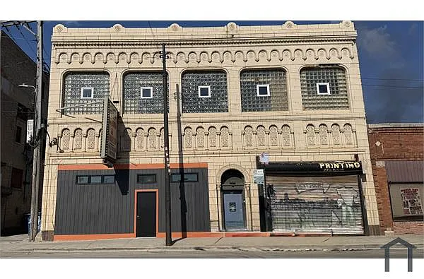 Building Photo - 22 N Pulaski Rd #1R