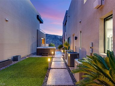 921 Vegas View Dr, Henderson, NV 89052, photo 5