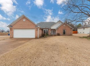 63 Chamblee Cv, Humboldt, TN 38343