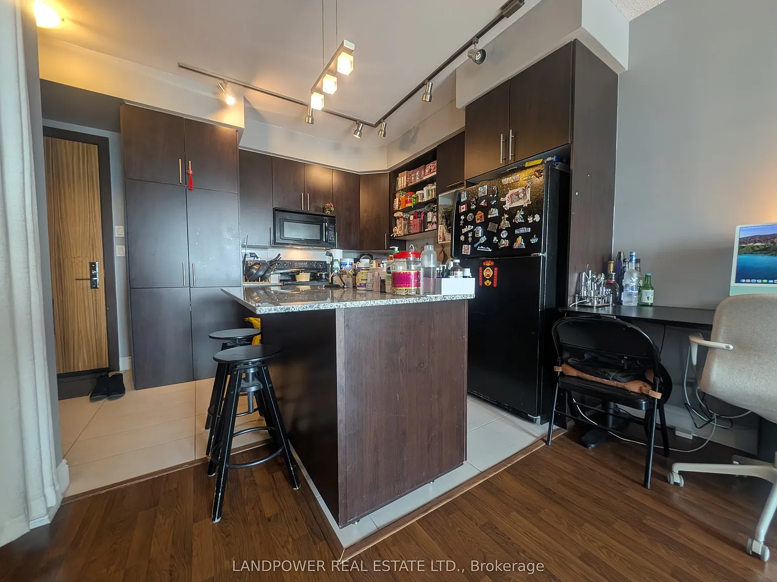 2 bed, $2,300 — Photo 3