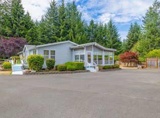 1026 N Crest Rd, Coquille, OR 97423
