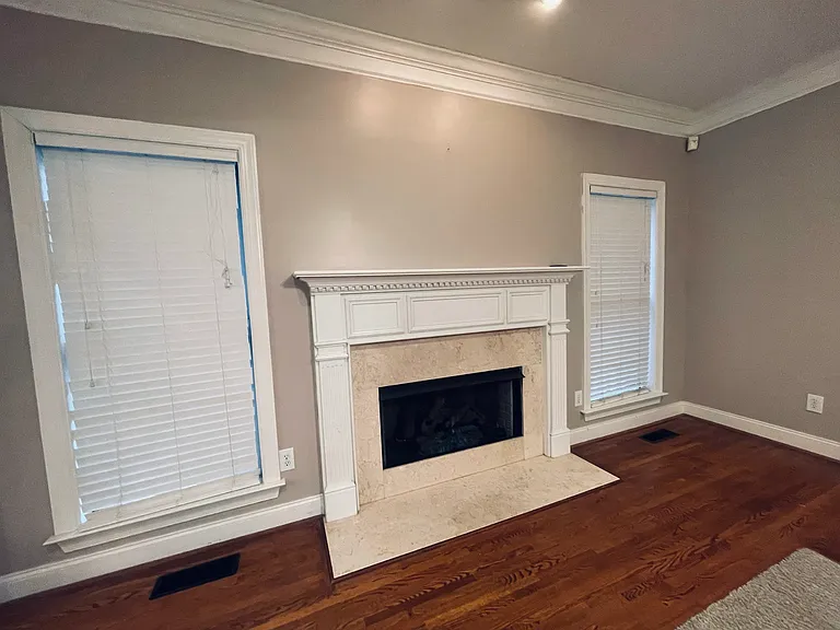 500 Crestview Ln — Photo 23