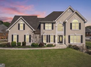 2810 Burgundy Dr, Cumming, GA 30041