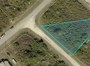 363 Pontoon Ave, Lehigh Acres, FL 33974