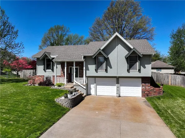 3906 E Haverill Dr, Saint Joseph, MO 64506