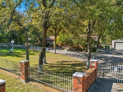 1508 Red Oak Cir, Azle, TX, 76020