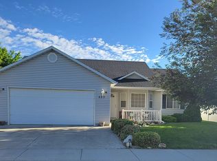 489 Hunter Ave, Twin Falls, ID 83301