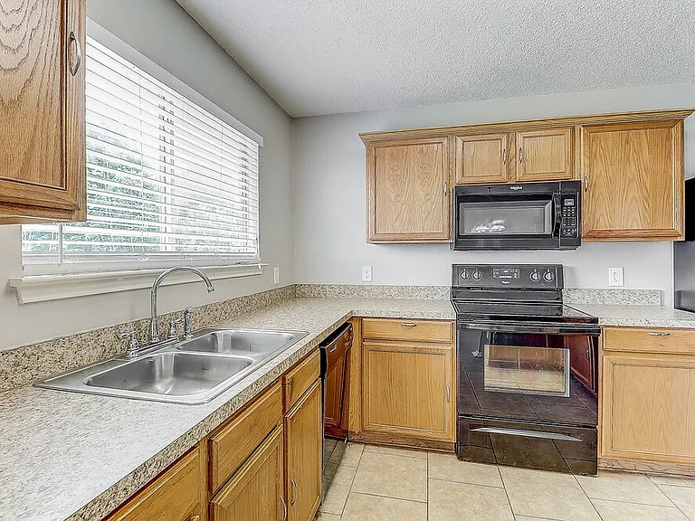 9209 Saint Martin Rd — Photo 9