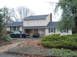 1 New Hampshire Ct, Lake Hiawatha, NJ