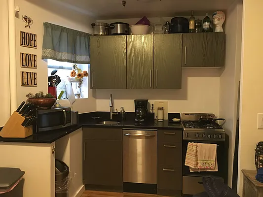 Rented by A. Shalom Realty & Mgmt Corp | media 21