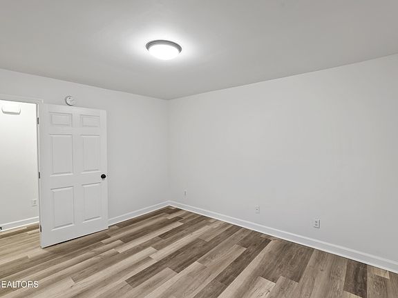 5th image of 2212 Adair Ave