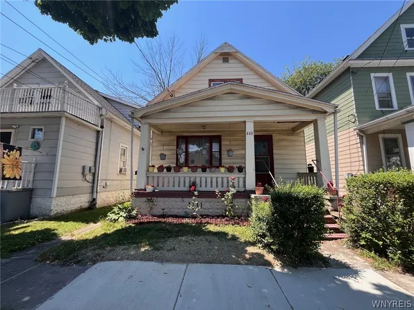 440 Willett St, Buffalo, NY 14206