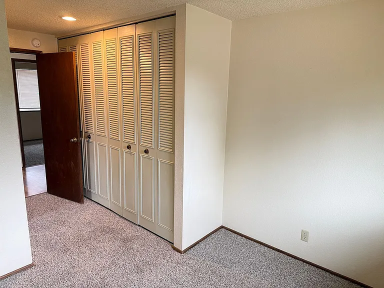 4579 Souza Ct — Photo 20