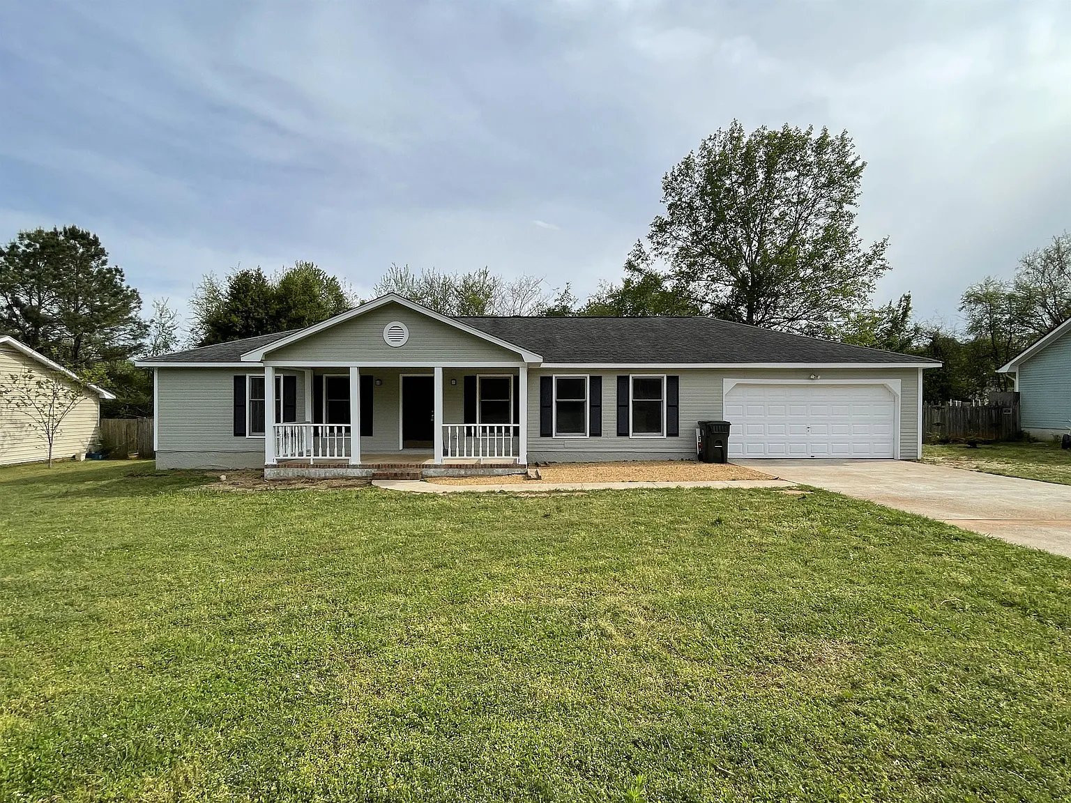 Springfield Lane - 120 - 1 — Photo 1