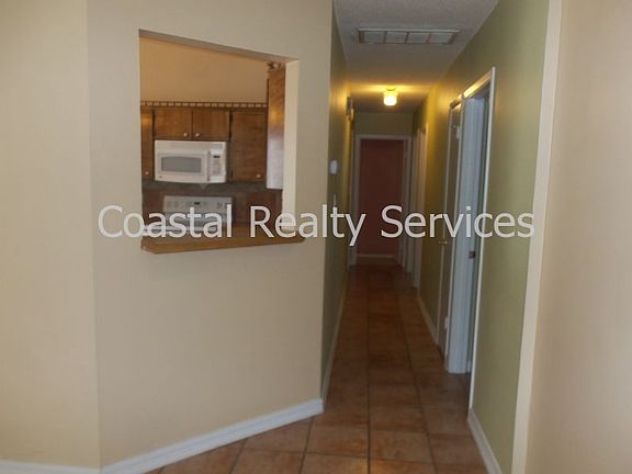 5th image of 3071 Yorktown Cir