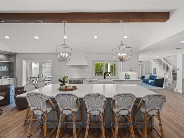 4611 Crayton RD, NAPLES, FL 34103