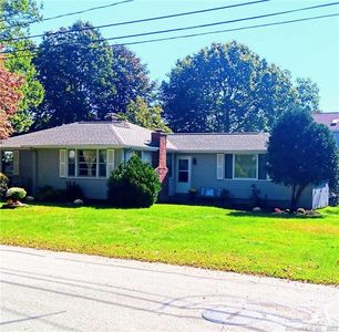 58 Nehantic Drive, Niantic, CT, 06357