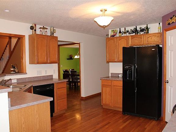 4th image of 5684 Curnie Dr