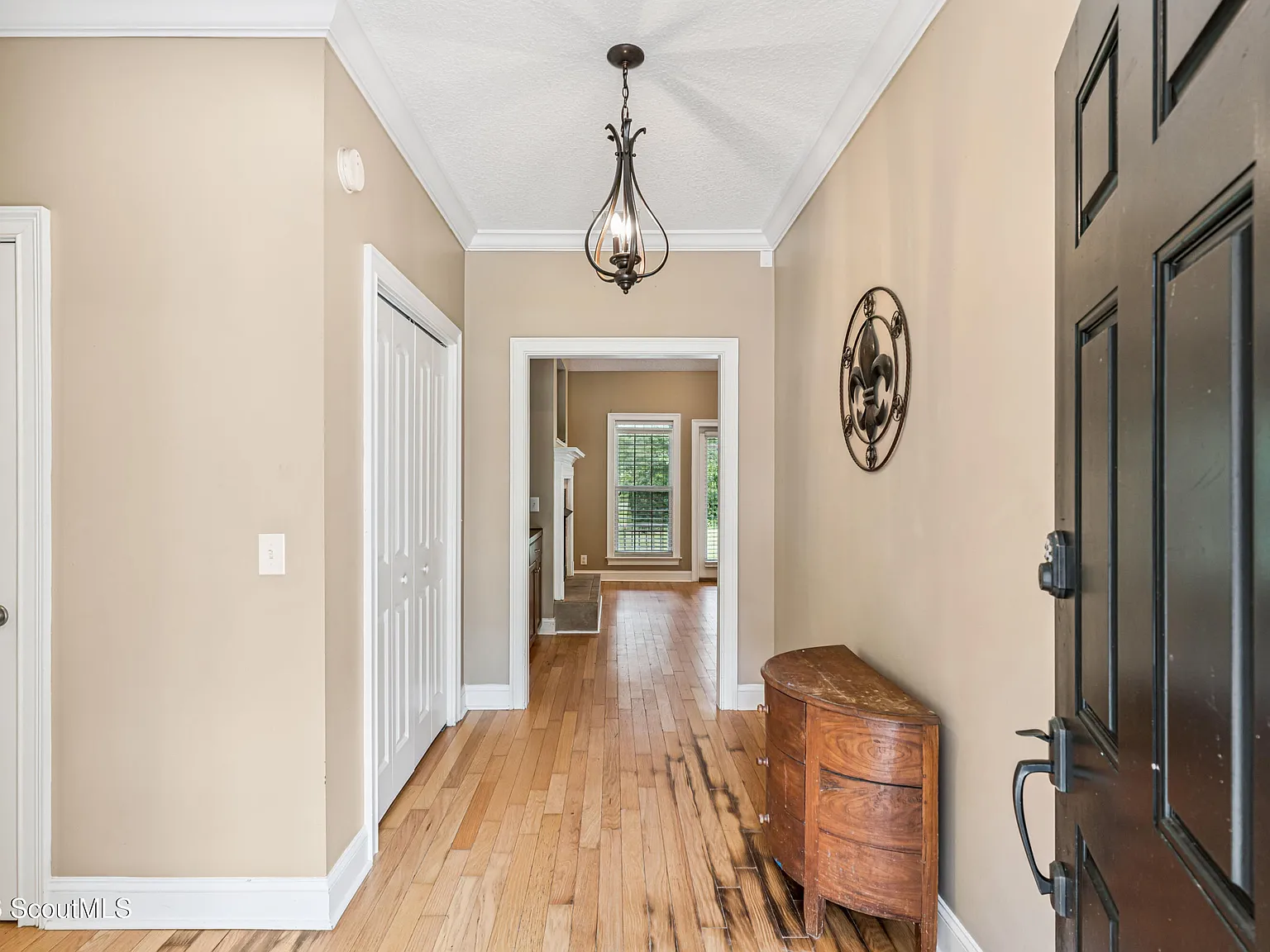 4 bed, 3.0 bath, 2759 sqft, $2,800 — Photo 3