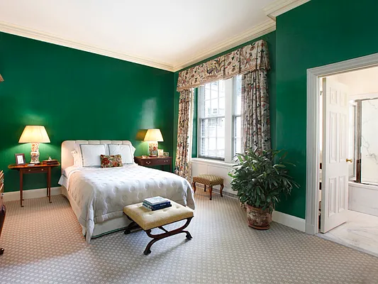 Sold by Sotheby's International Realty | media 1