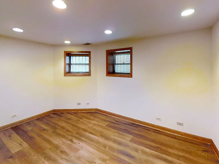 3740 N Magnolia Ave — Photo 10