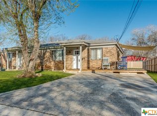 226 Redbud Ln, New Braunfels, TX 78130