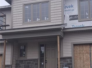 10 Huntingdon Cir, Fredericton, NB E3B0L9