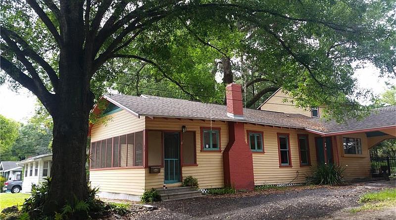 1st image of 13 Hamilton Heath Dr