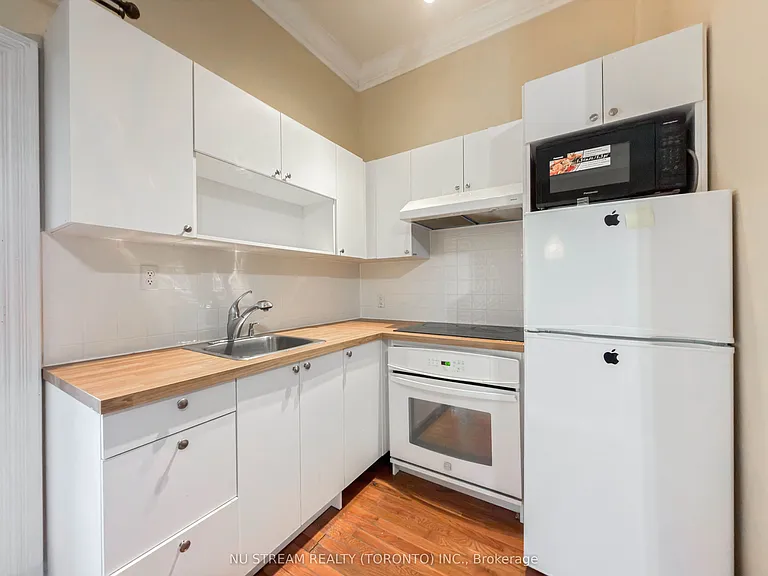 72 Snively St — Photo 3