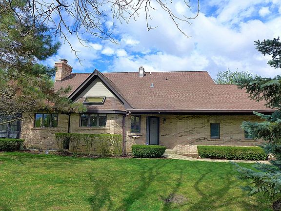 3rd image of 1612 Cypress Ct