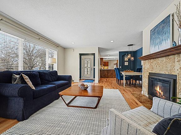 5th image of 4713 Fairhills Rd W