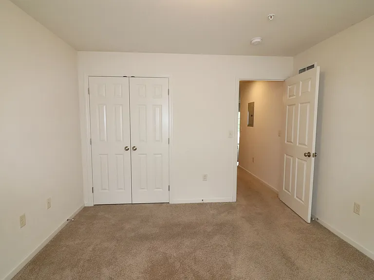 1605 W Main St #E — Photo 20