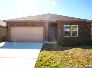 20025 Huckleberry St, Lytle, TX 78052