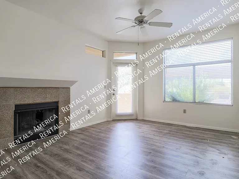 11375 E Sahuaro Dr #1070 — Photo 8