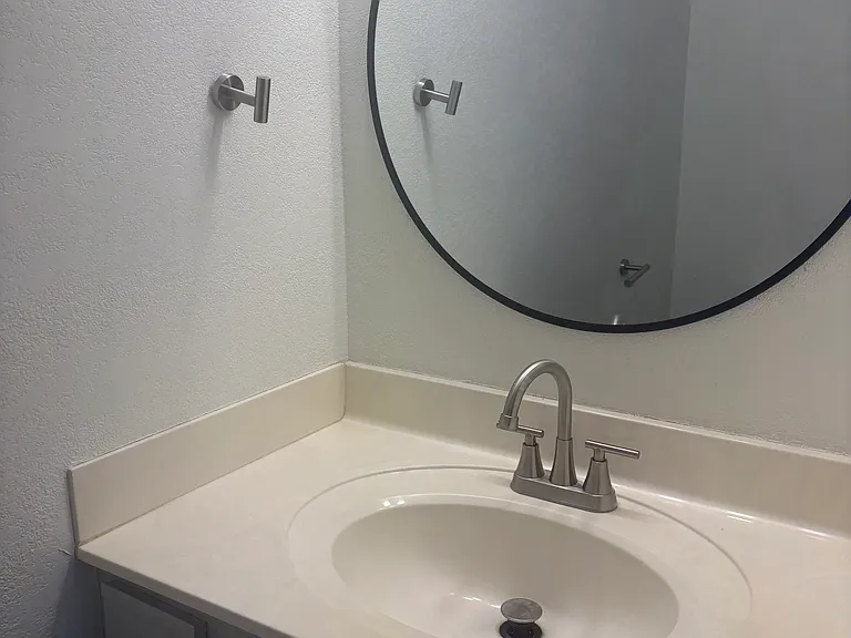 1420 E Sequoyah Ct #1420 — Photo 3