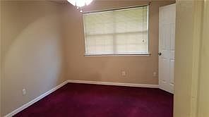 5th image of 7050-52 Yorktown Dr