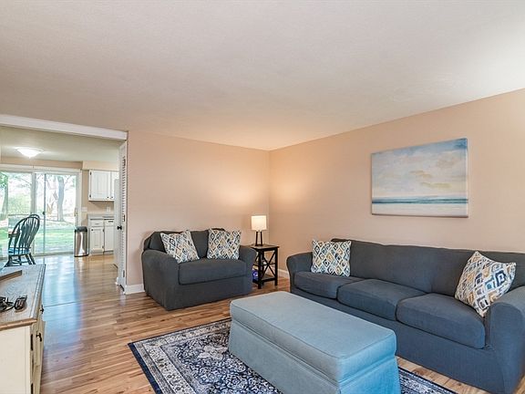 2nd image of 90 Plantation Dr