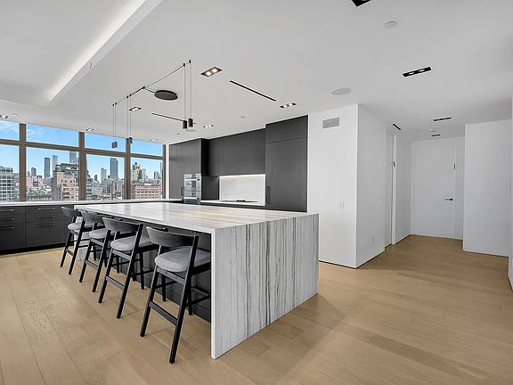 5th image of 1 Morton Sq APT 12DW
