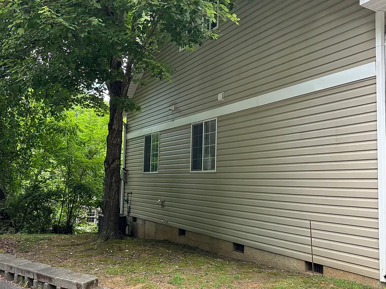 445 Sand Hill Rd #5 — Photo 20