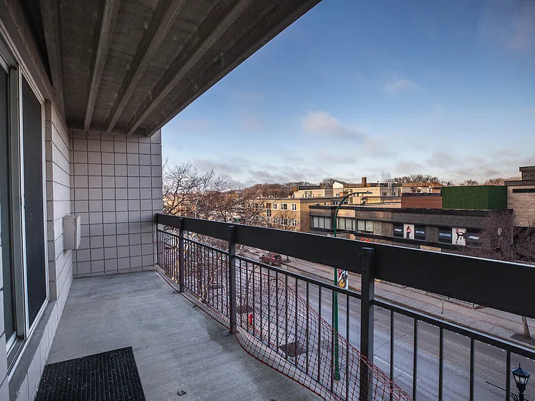 800 Corydon Ave — Photo 34