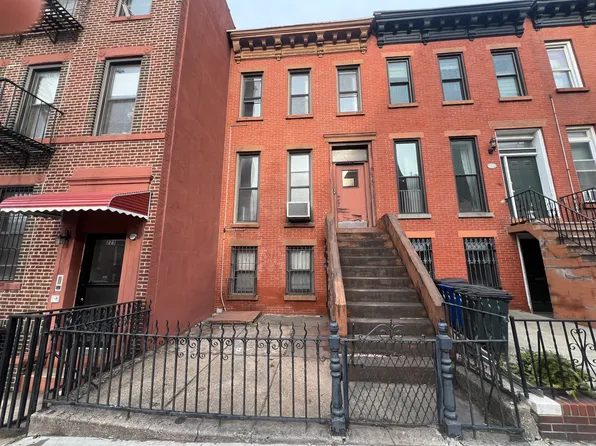 225 18th Street image 1 of 1