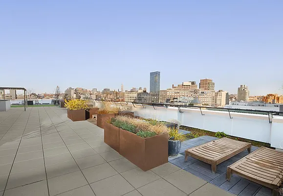 Rented by Liss Real Estate Group LLC | media 28