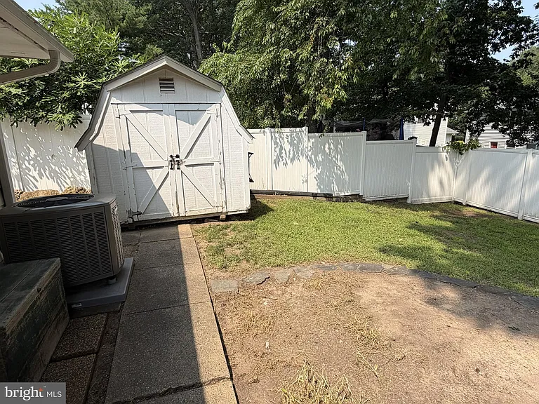 13133 Morning Spring Ln — Photo 18