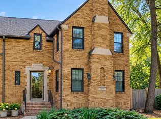 123 S 53rd St, Omaha, NE 68132