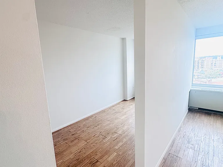1330 New Hampshire Ave NW #823 — Photo 9