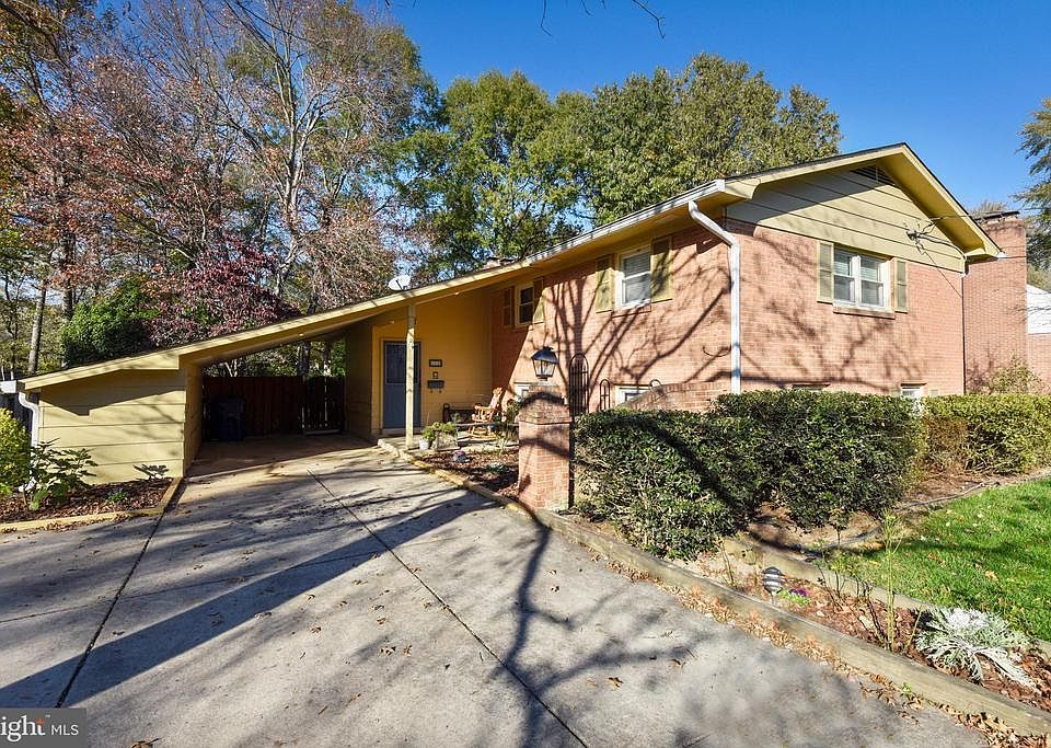 1st image of 2410 Stirrup Ln