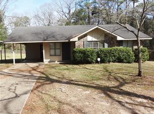572 Magnolia Park Rd, Dry Prong, LA 71423